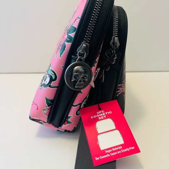 Ed Hardy 2 Piece Cosmetic Set Skull with Butterfly Wings Hearts Roses Snake Bird - Picture 2 of 12